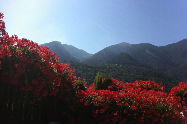 Hotel Pyrénées (Andorra la Vella)